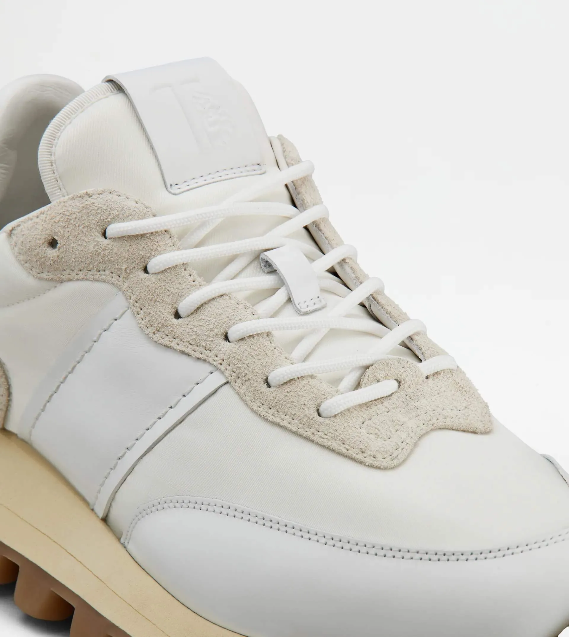 1T Sneakers in Leather and Fabric