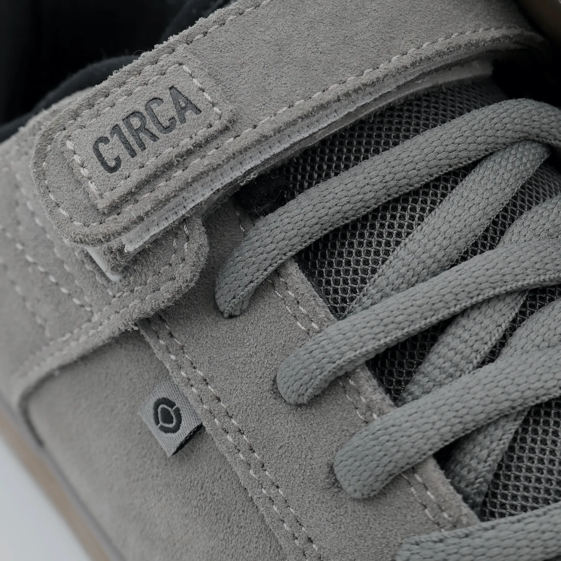 205 VULC-STEEPLE GREY/BLACK/GUM