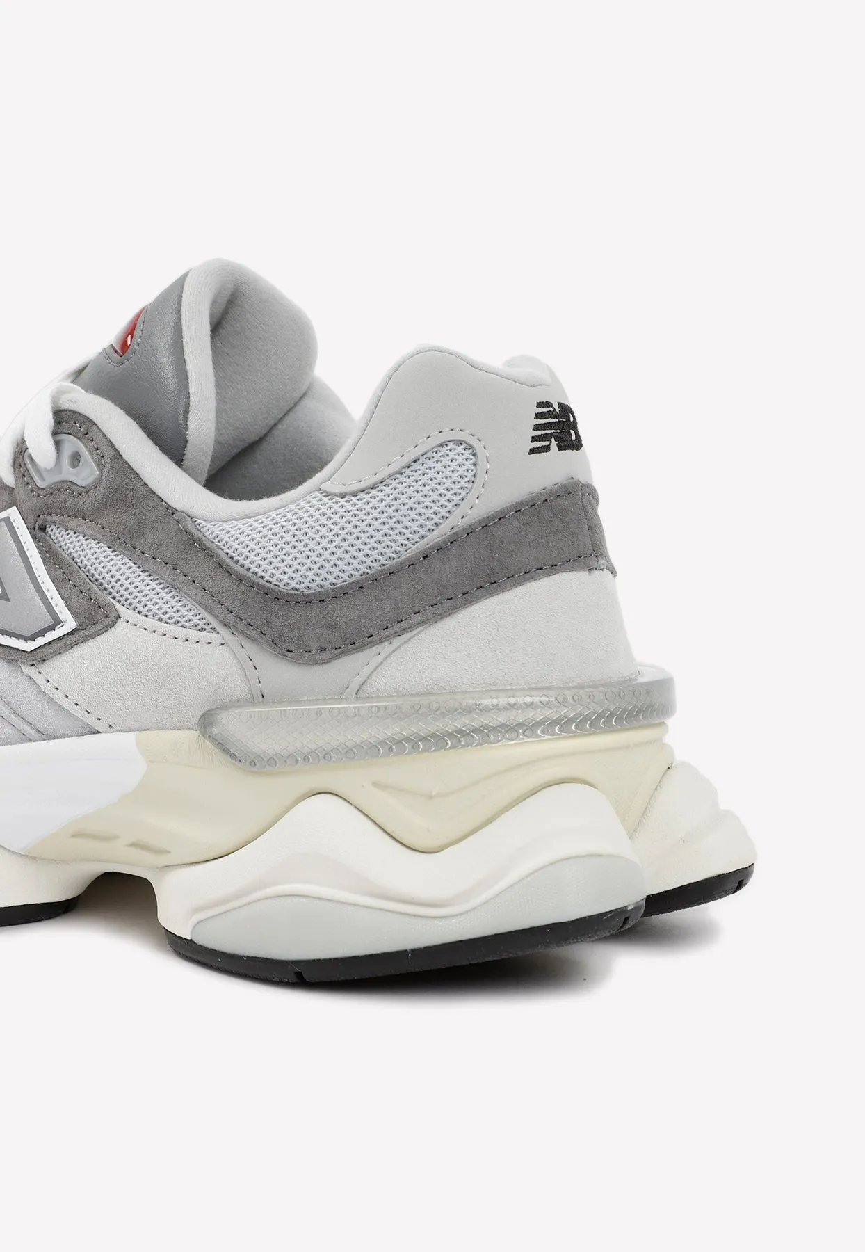 90/60 Low-Top Sneakers in Gray