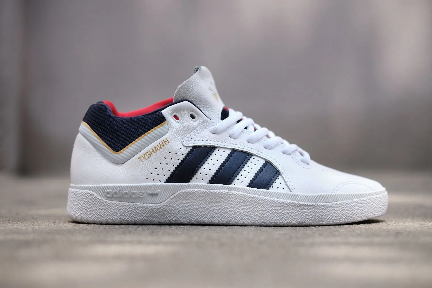 Adidas Tyshawn Low Skateschuhe Sneakers