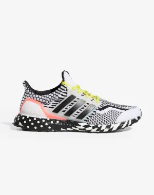 Adidas ULTRABOOST 5.0 DNA