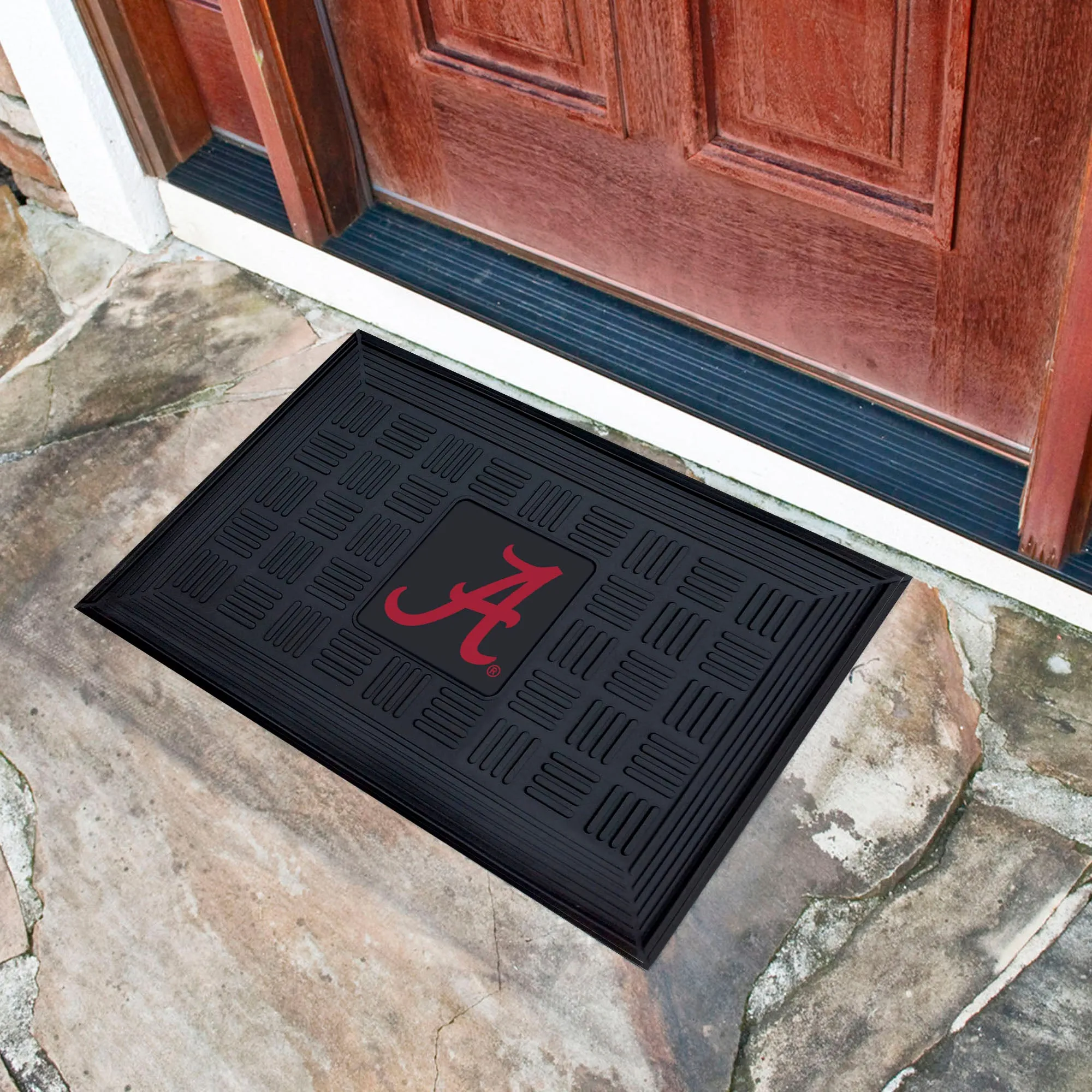 Alabama Crimson Tide Heavy Duty Vinyl Medallion Door Mat - 19.5in. x 31in.