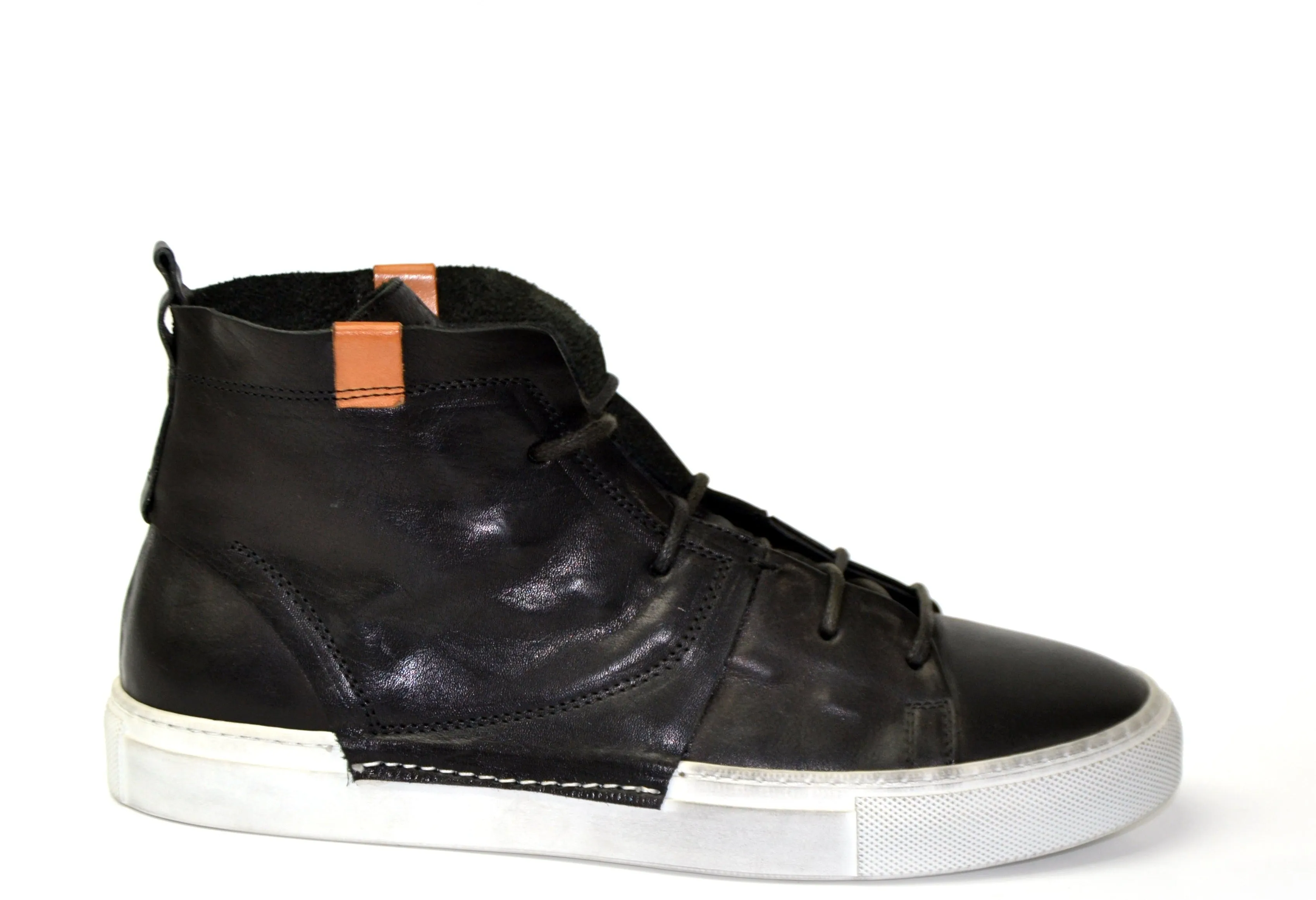 ALEX Black Laced Sneakers