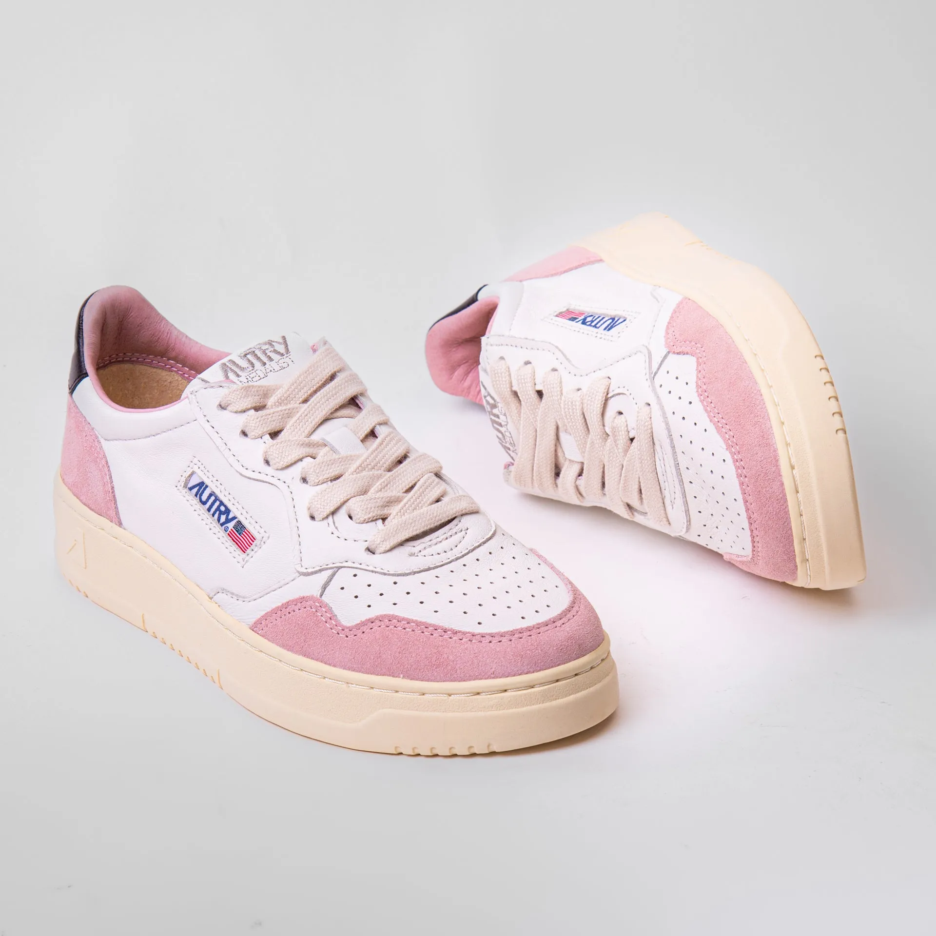 AUTRY SNEAKERS MEDALIST LOW AULW-GS 20