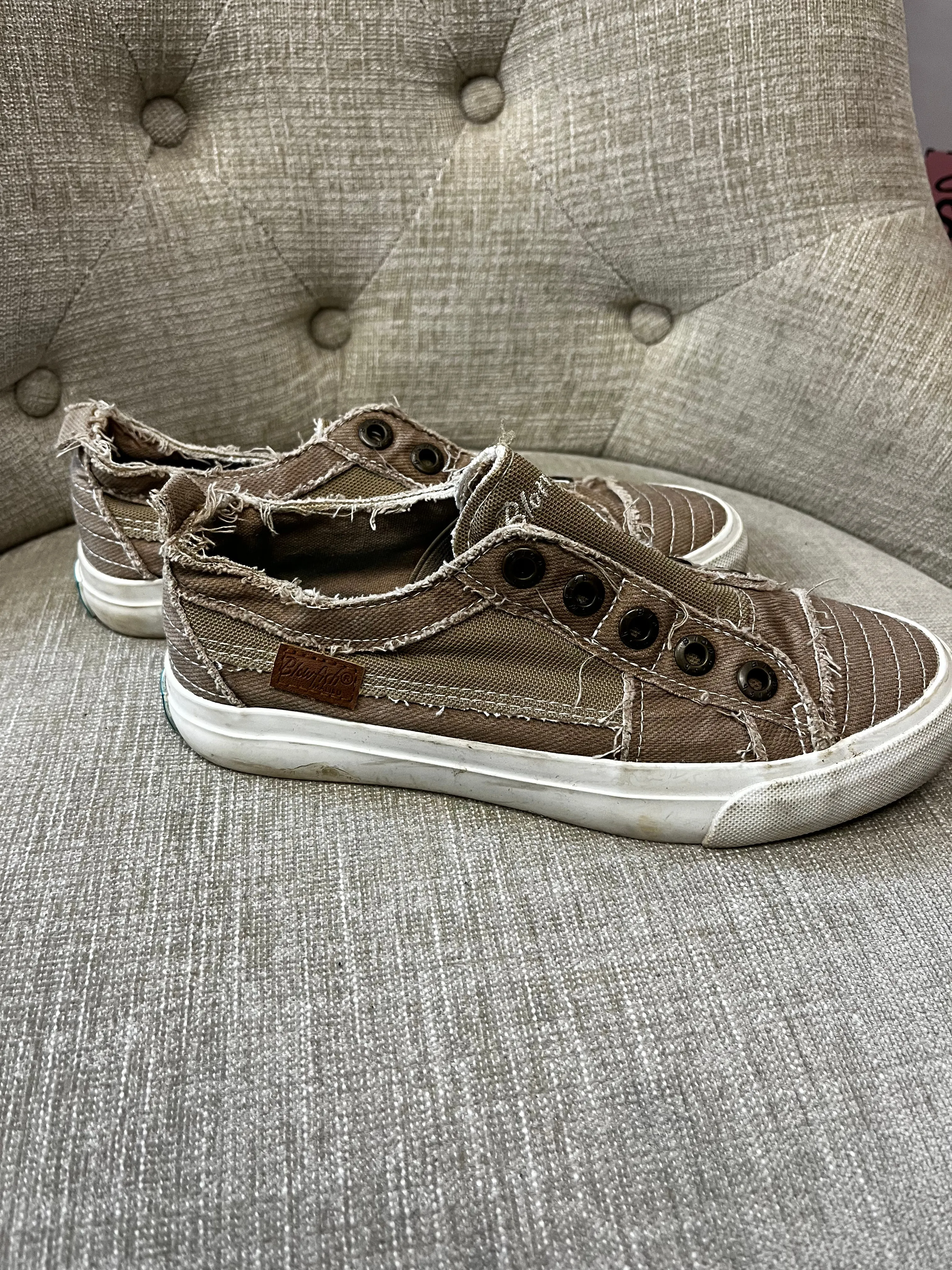 Blowfish Brown Sneakers (Size 6)