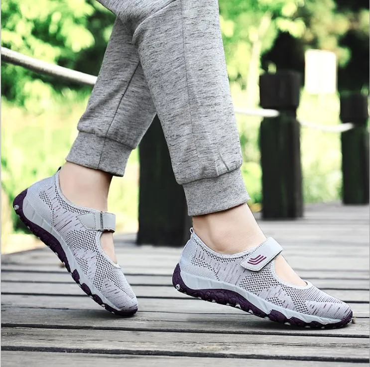 Cosy Fashion Light Middle-aged Net Sport Sneakers