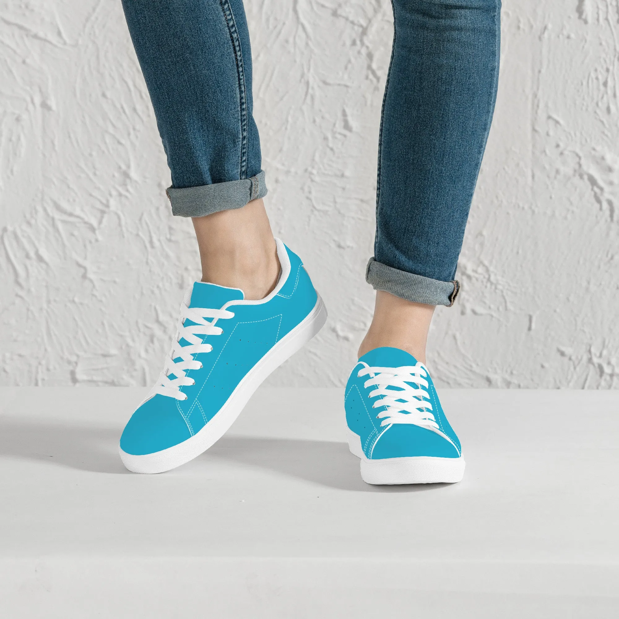 D27 Low-Top Synthetic Leather Sneakers - Light Blue