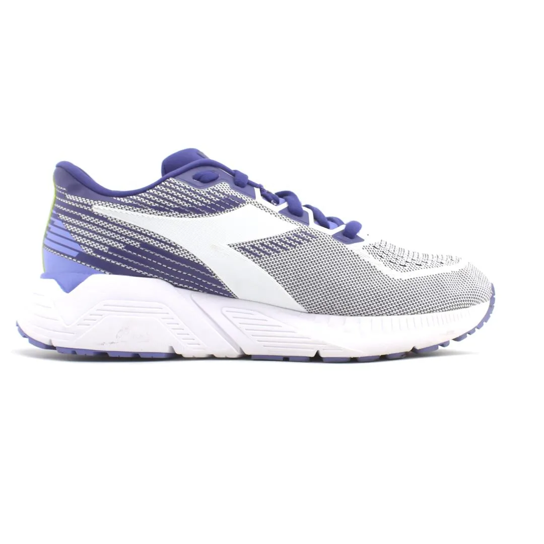 DIADORA MYTHOS BLUSHIELD VIGORE