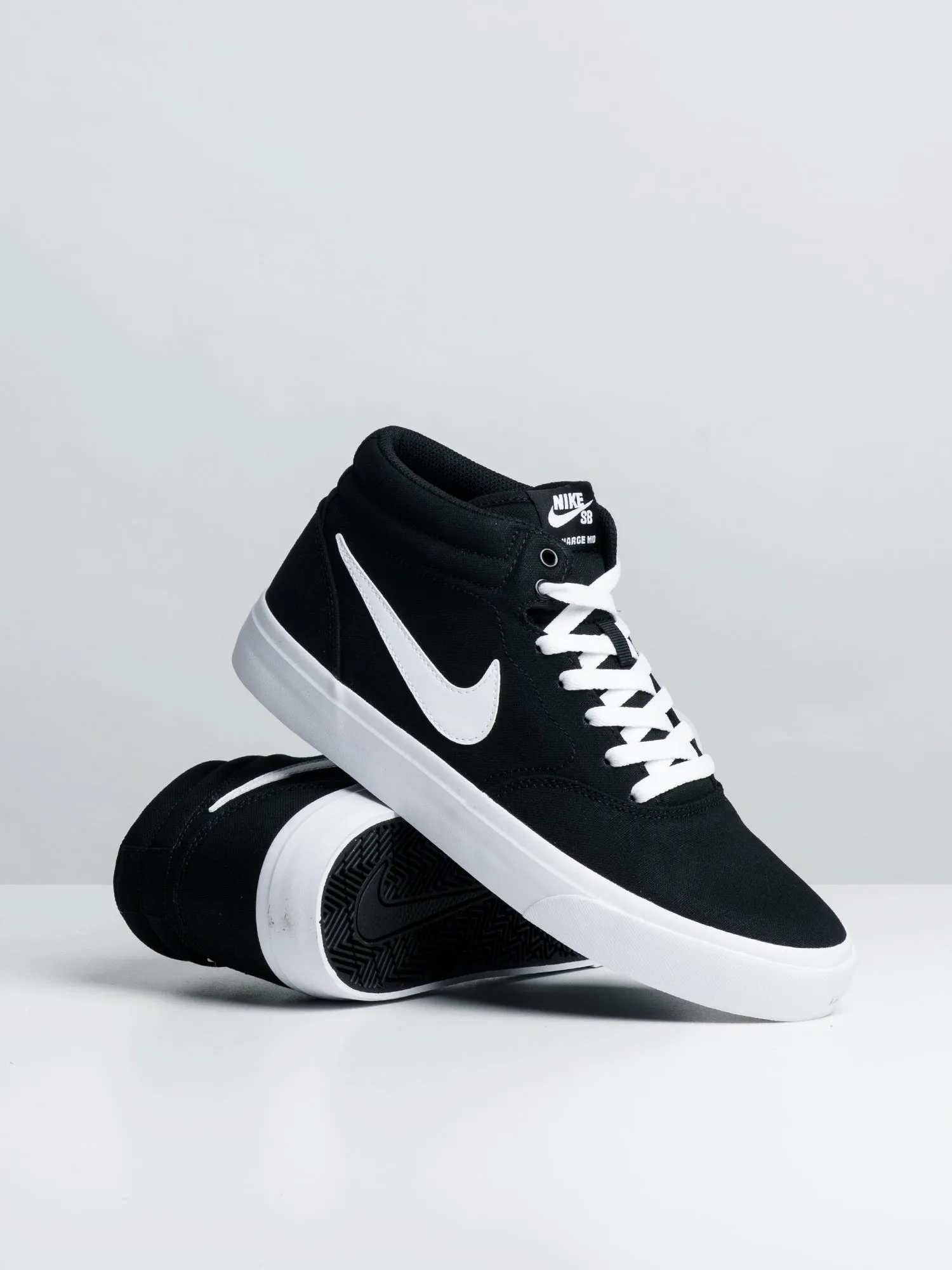 MENS NIKE SB CHARGE MID CANVAS SNEAKERS - CLEARANCE