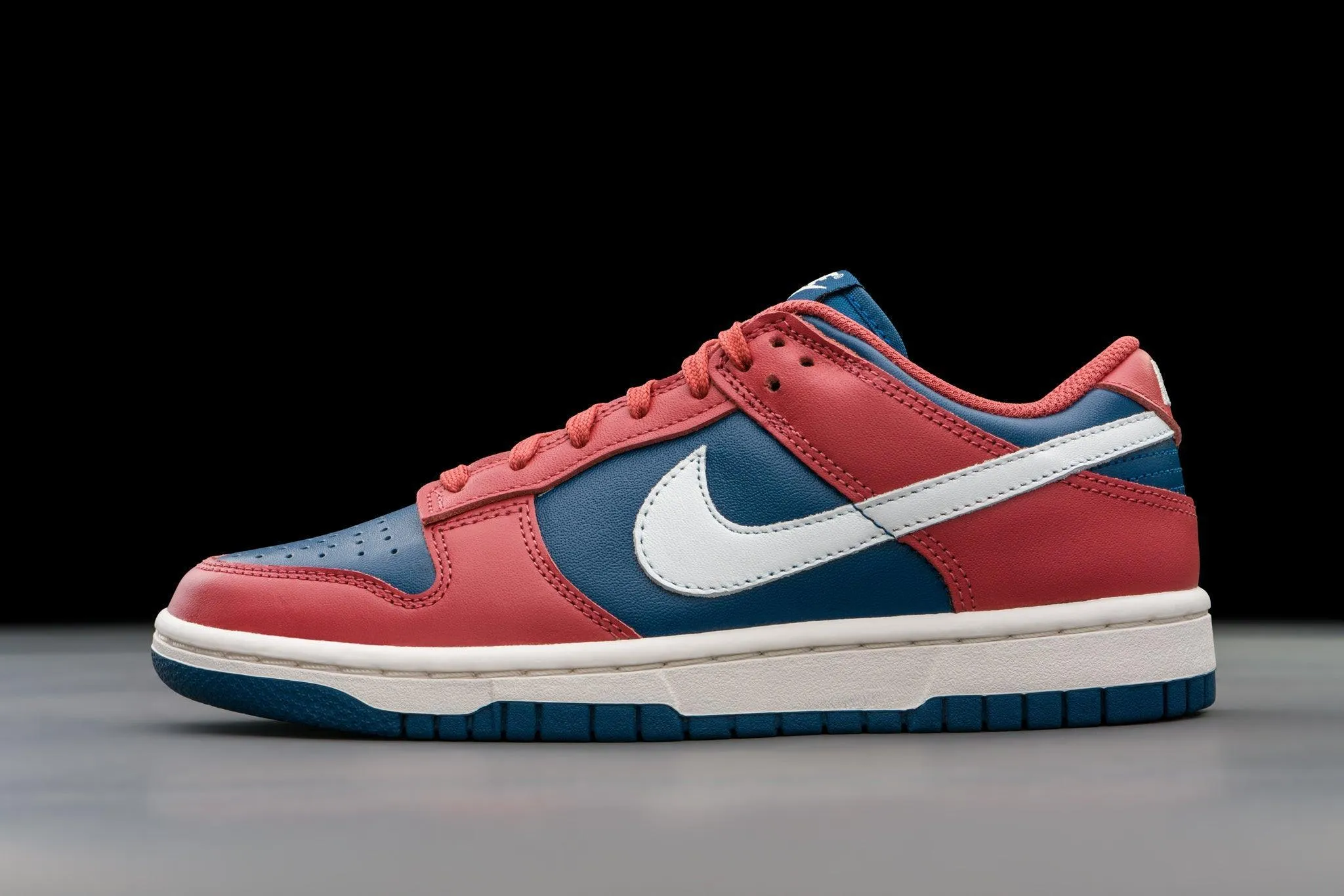 Nike Dunk Low Retro Canyon Rust (W)