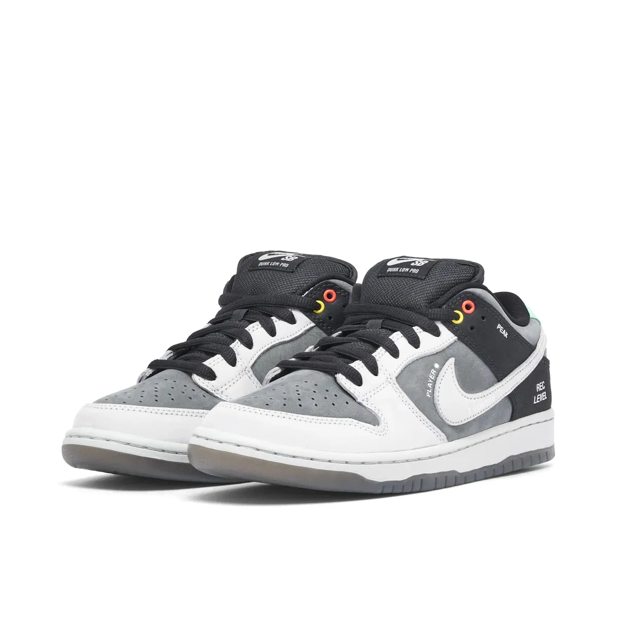 Nike SB Dunk Low VX1000