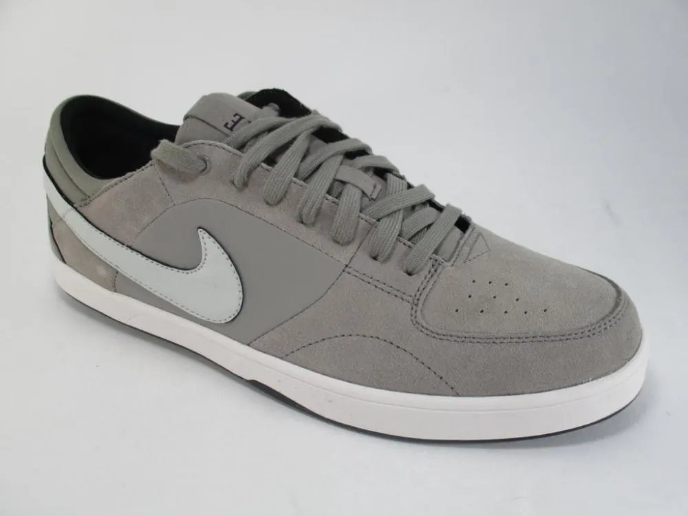 Nike scarpa da sketeboard da uomo Mavrk 3 525114 011 grigio