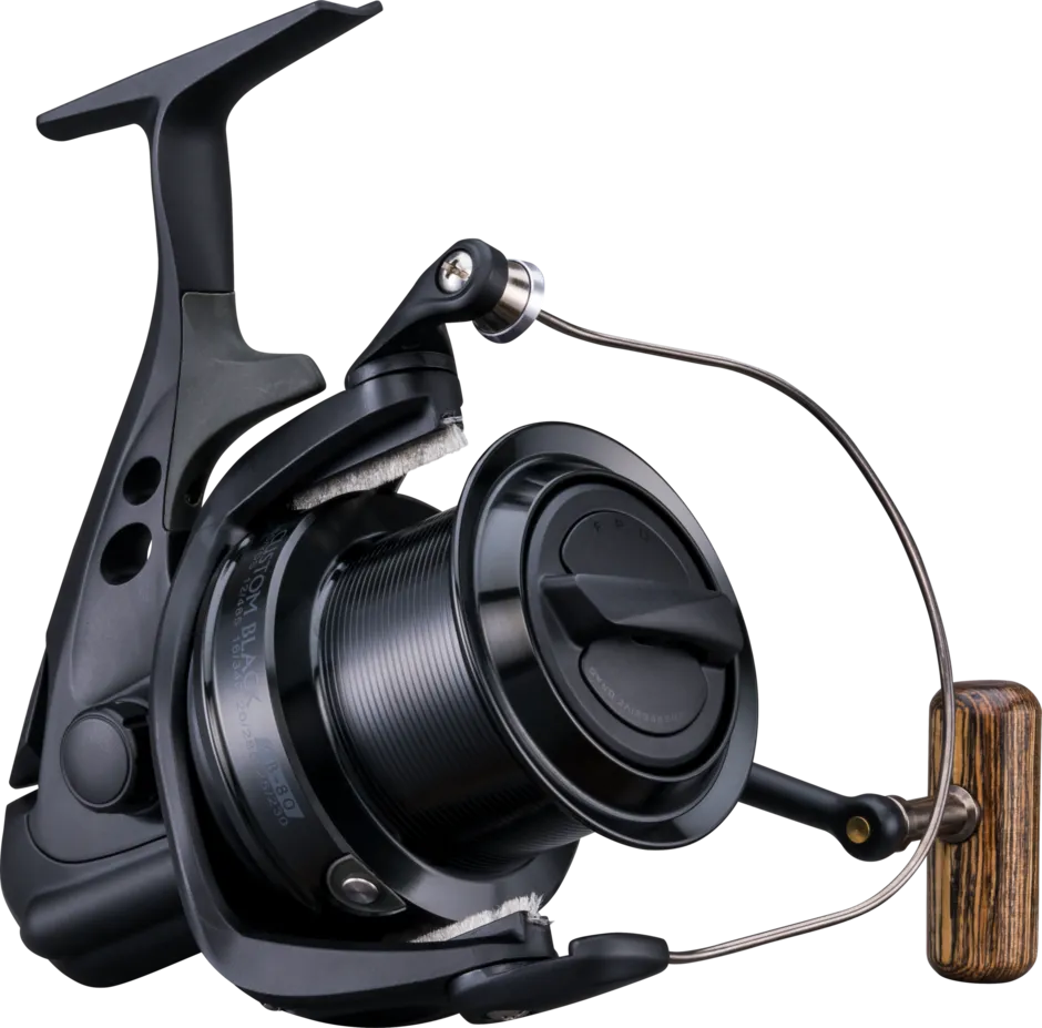 Okuma Custom Black Reel