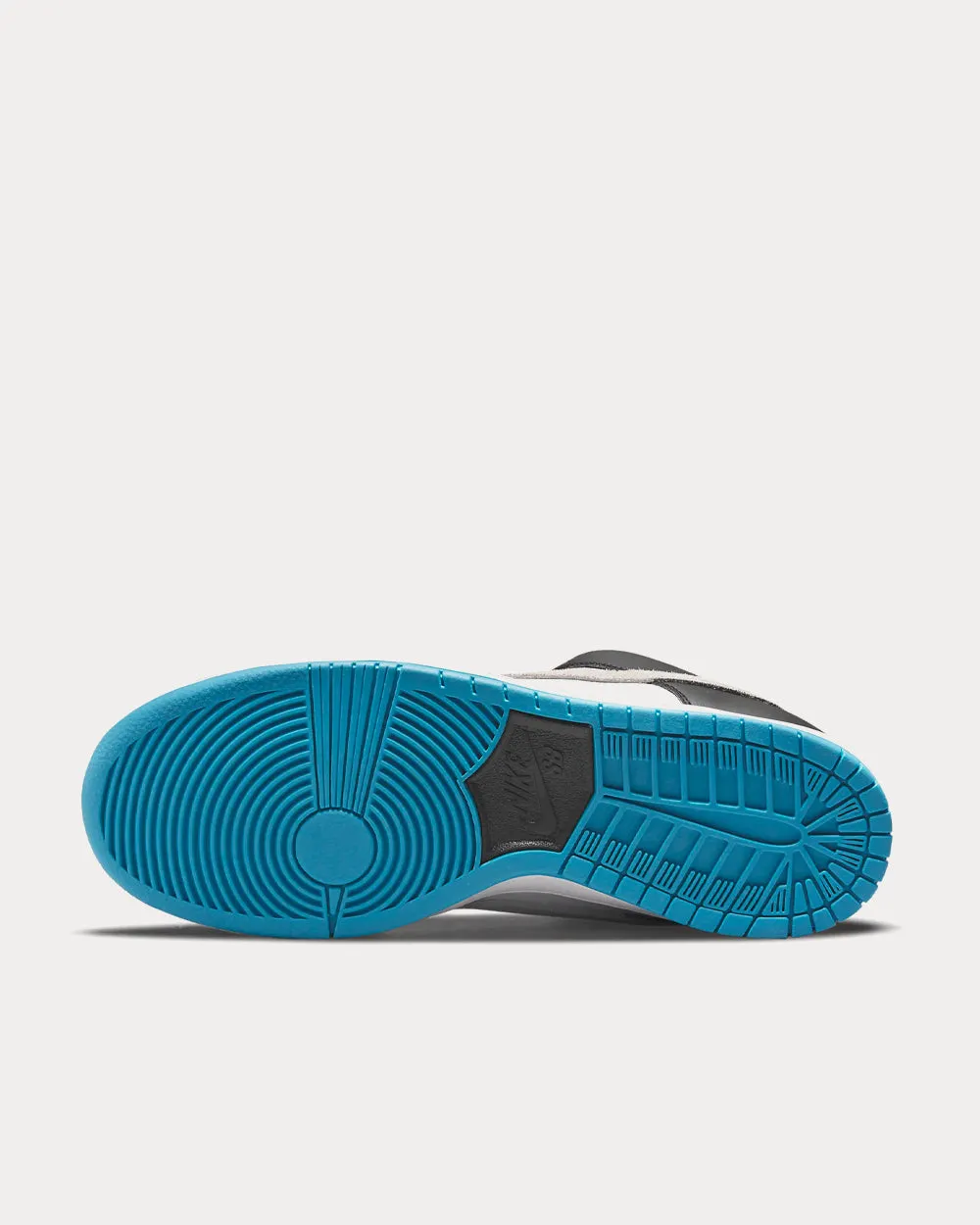 SB Dunk Low Pro Skate White / Black / Laser Blue / Neutral Grey Low Top Sneakers