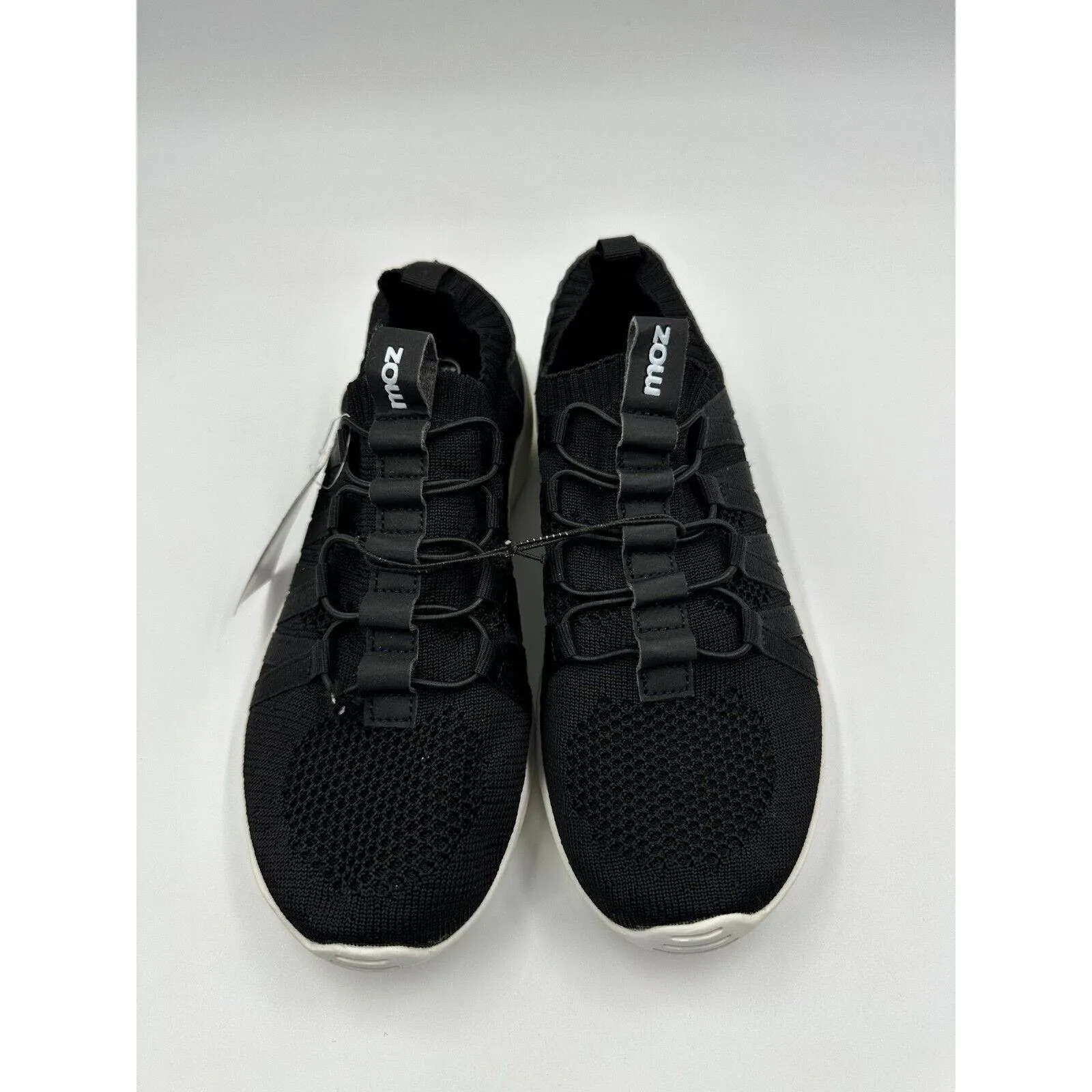 Women's Size 6, Black Sneakers