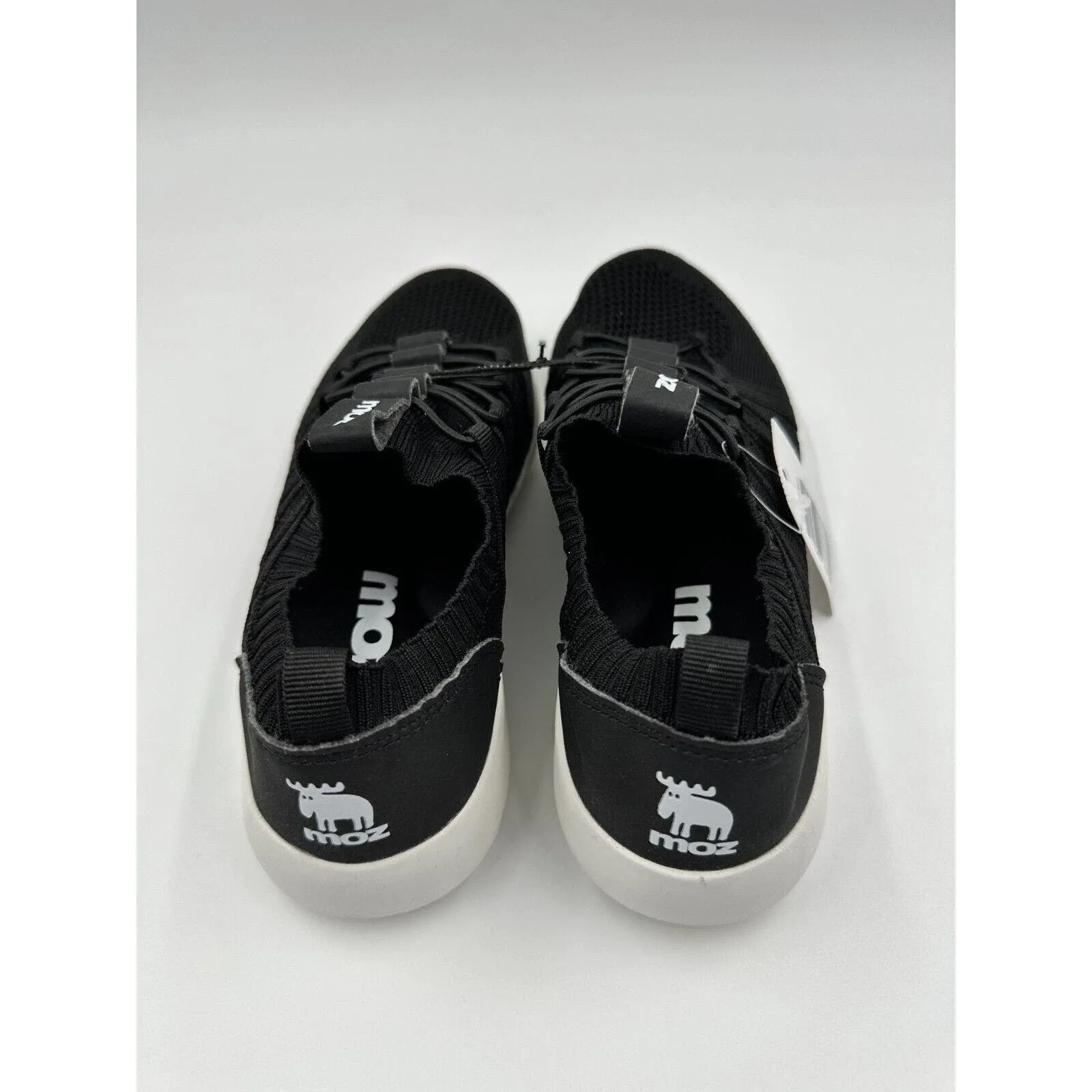 Women's Size 6, Black Sneakers